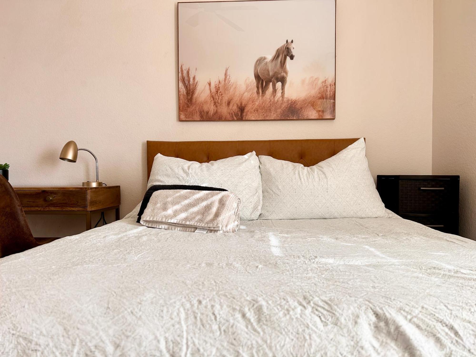Western Breeze Getaway Hemet Kültér fotó